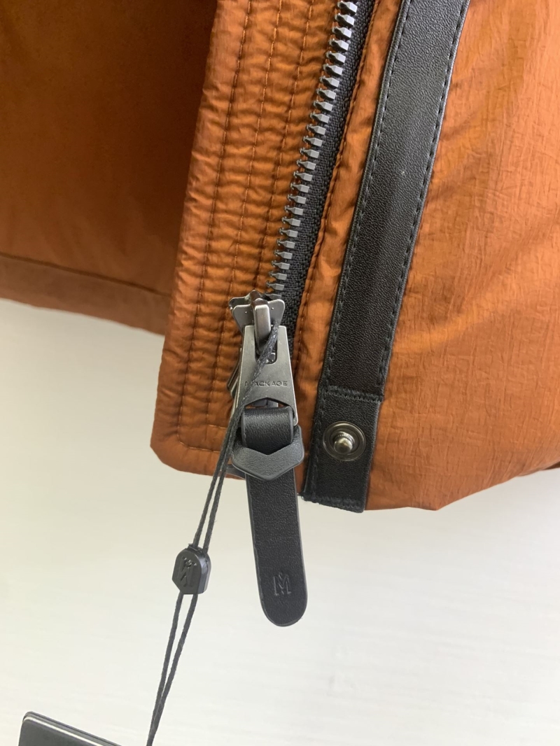 MACKAGE